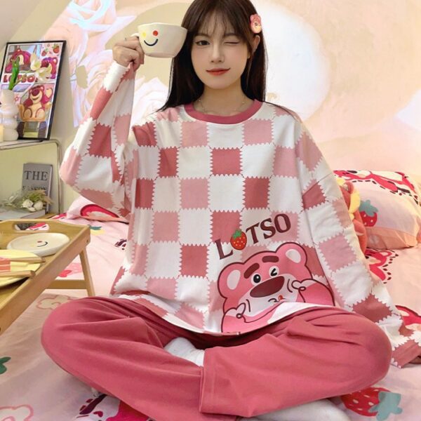 طقم نوم نسائي بأكمام طويلة مكون من قطعتين وردية شتوية