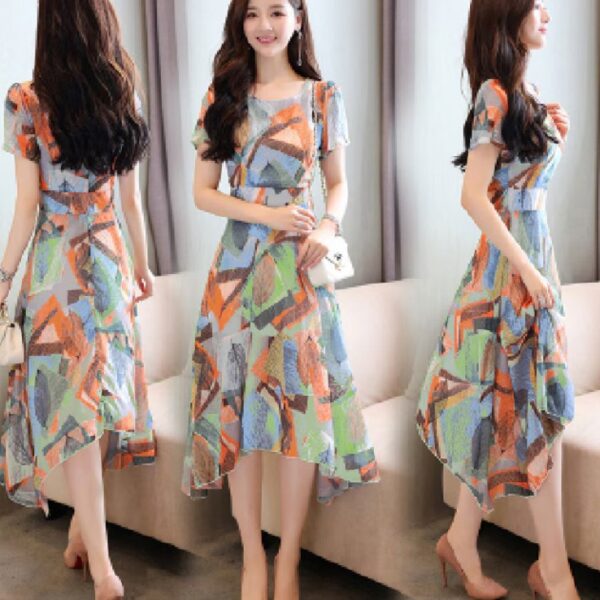 فستان نسائية بأكمام قصيرة بتصميم عتيق وراقي