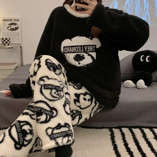 طقم نسائي بأكمام طويلة مكون من قطعتين شتوية ثقيلة قطنية ومريحة