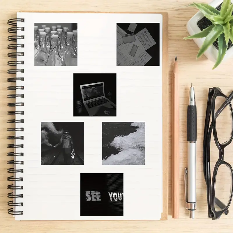 50 قطعة من ملصقات الكتابة على الجدران باللونين الأبيض والأسود لأجهزة الكمبيوتر المحمول وزجاجة المياه وخوذة الأمتعة وأدوات التزلج للأطفال والمراهقين والبنات ، ملصق دراجة نارية - الصورة 2